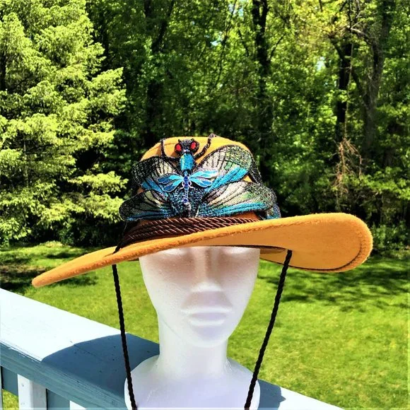 Dragonfly Hat Embellished Fedora Y2K Boho Whimsical Apricot Color NEW - Picture 3 of 7